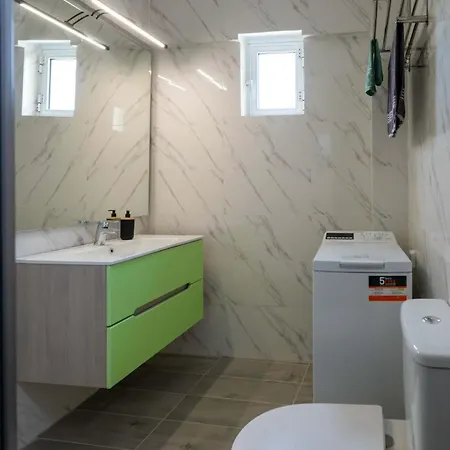 Amfithea Guest House Casa vacanze *